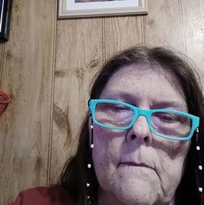 Meet your Posher, Pam